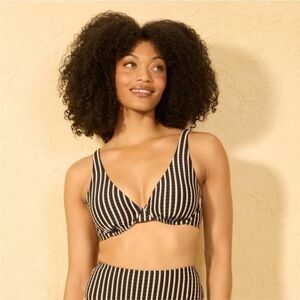 Women's Striped Ribbed Demi Underwire
Bikini Top - Shade & Shore™ Multi 34D new